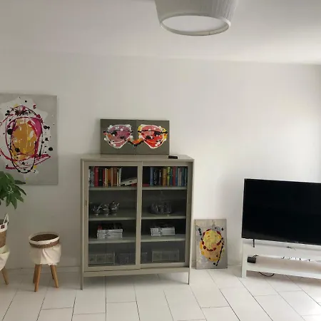 Apartamento Bel Art Etage Mit Grossem Parkplatz Haan