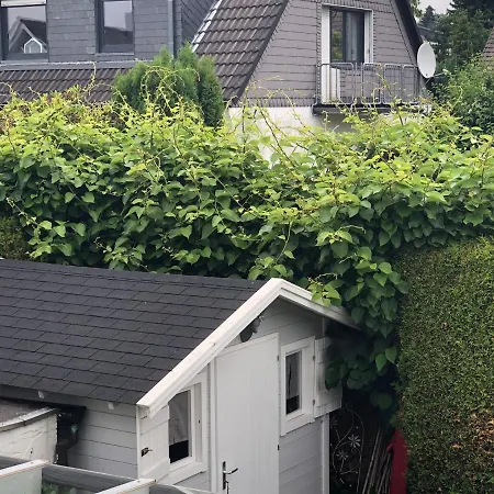 Bel Art Etage Mit Grossem Parkplatz Haan