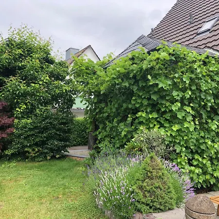 Bel Art Etage Mit Grossem Parkplatz Haan