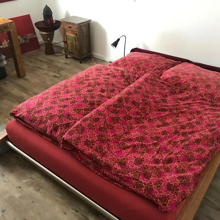 Апартаменты Bel Art Etage Mit Grossem Parkplatz Хан