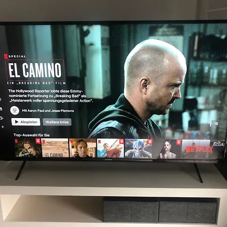 Bel Art Etage Mit Grossem Parkplatz *