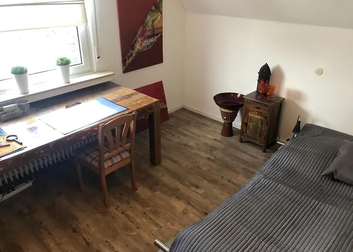 Lejlighed Bel Art Etage Mit Grossem Parkplatz Haan