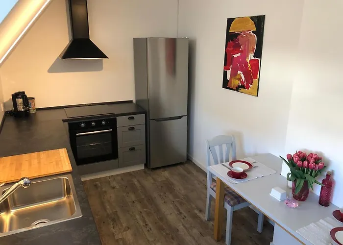 Lejlighed Bel Art Etage Mit Grossem Parkplatz *