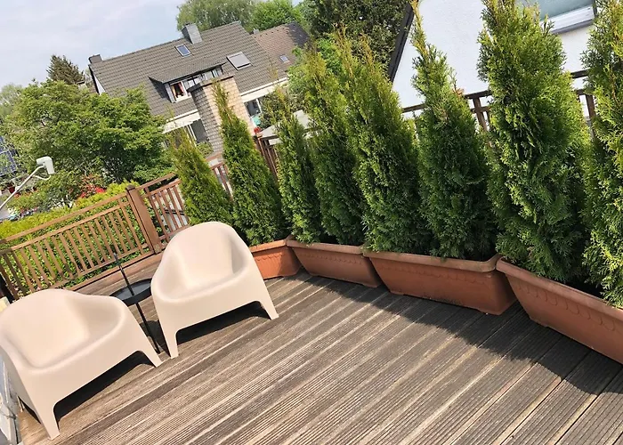 Bel Art Etage Mit Grossem Parkplatz *