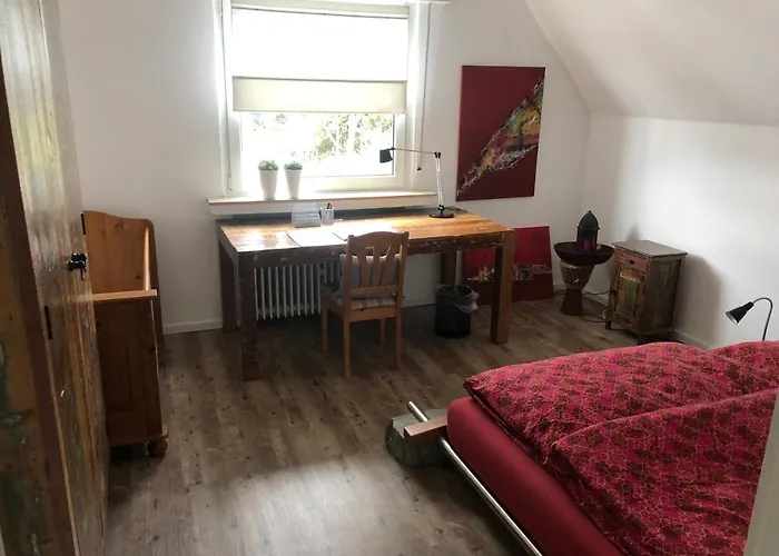 Bel Art Etage Mit Grossem Parkplatz Haan