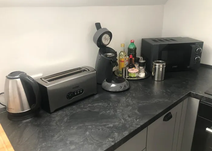 Bel Art Etage Mit Grossem Parkplatz Haan