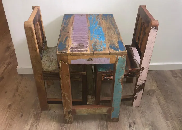 Bel Art Etage Mit Grossem Parkplatz *